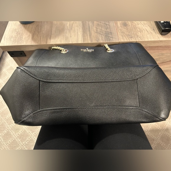 Kate Spade Tote - Picture 8 of 8